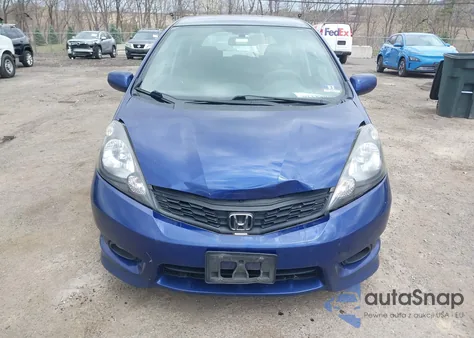 2013 Honda Fit Sport из США, поврежденный, VIN JHMGE8H69DC049353